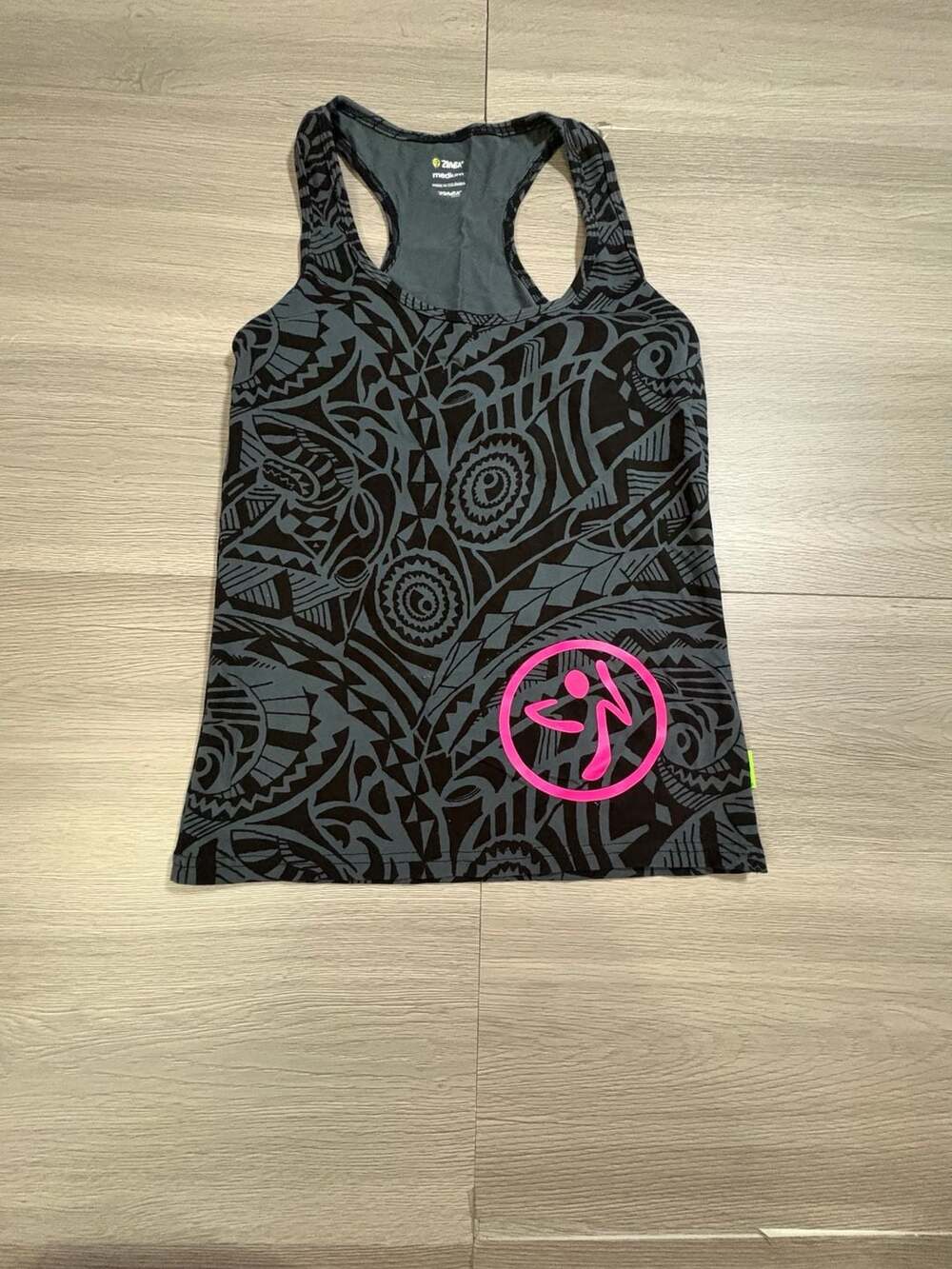 Zumba Wear Tribal Print Racerback Tank Top Black Gray Pink Medium